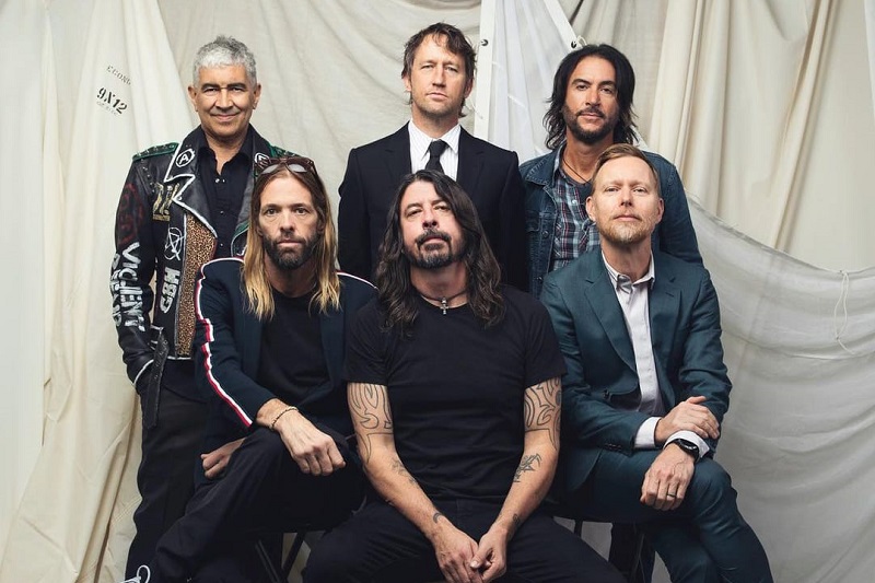 Picture of Foo Fighters and Wet Leg