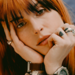 Hayley Williams plays "Teenagers" live for the first time