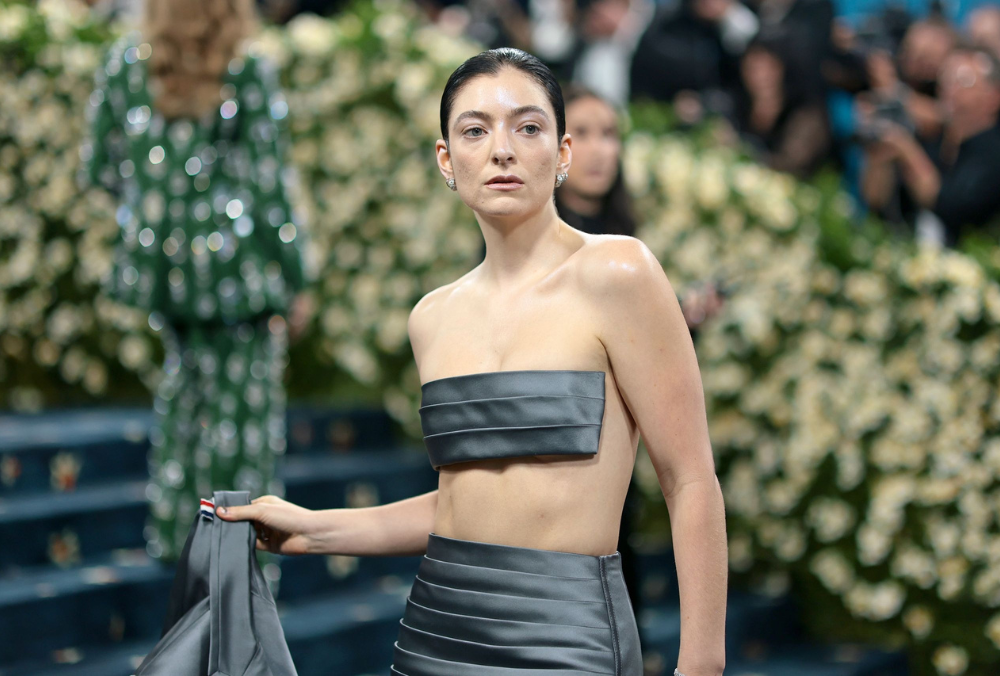 Lorde makes an appearance at the Met Gala in a bold suit